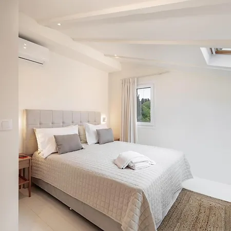 Zefiros Corfu Apartment *
